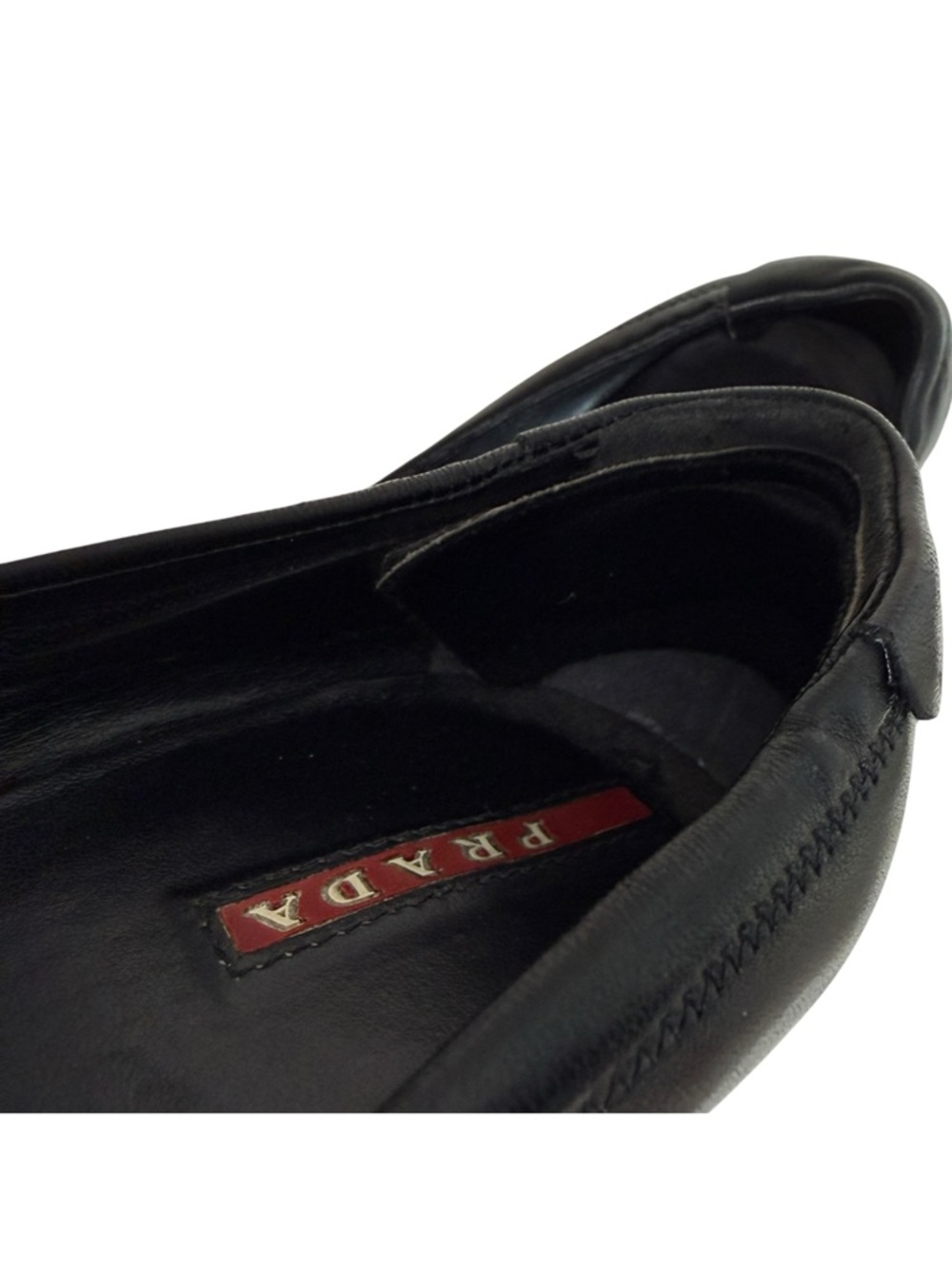 Prada Y2K Vintage Leather Classic Pumps - Picture 8 of 10